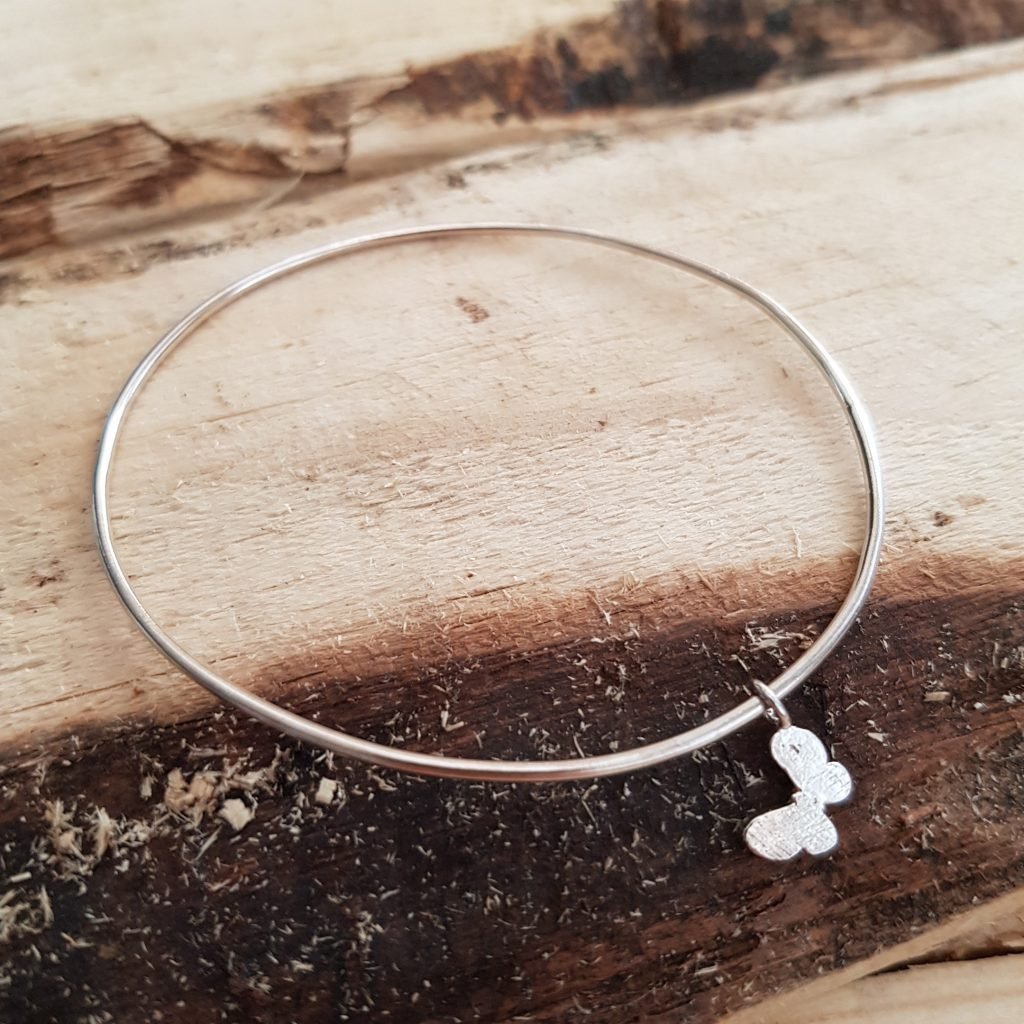 Pulsera rigida ovalada plata
